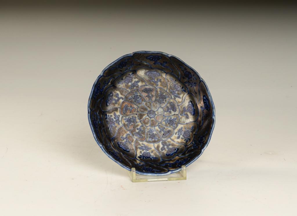 Rare Silver Ground Blue White Floral Form Dish, YONGZHENG MARK AND PERIOD (1 of 5)