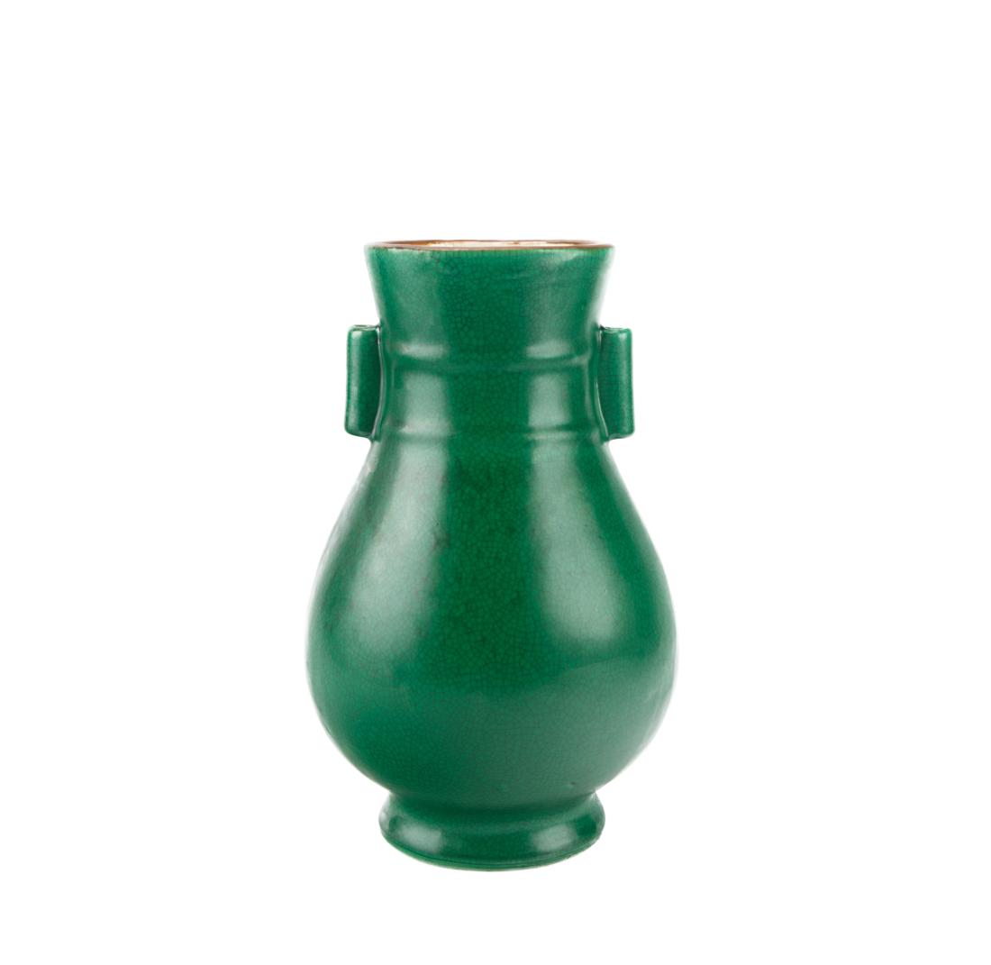 Crackled Green Glazed Hu Vase, Qing Dynasty (1 of 9)