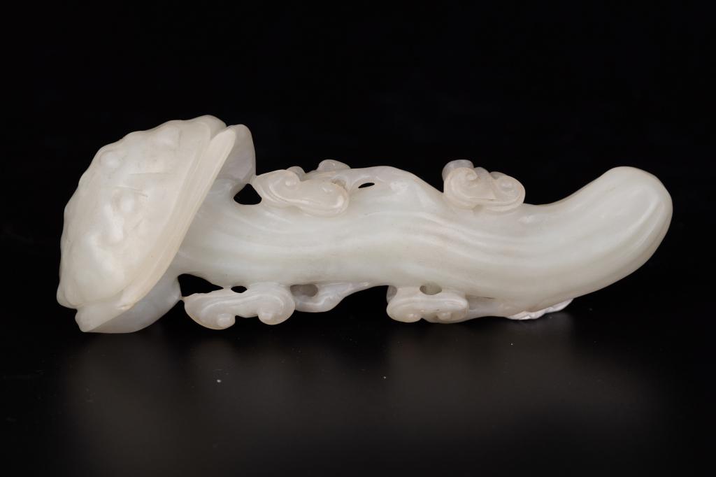 White Jade Carved Lingzhi Fungus Handle, Qing Dynasty (1 of 7)