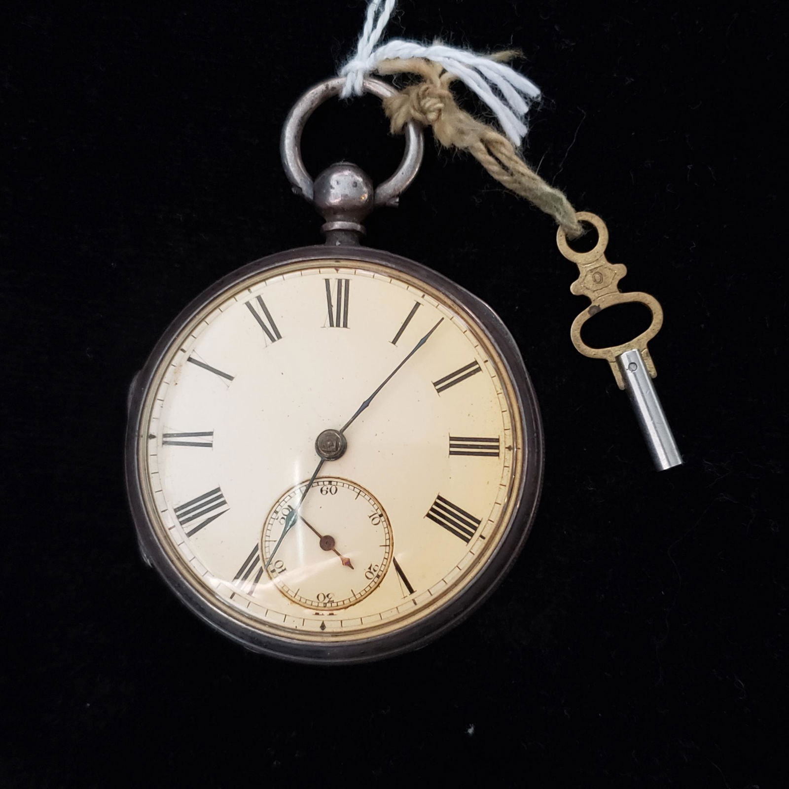 1884 John Brown Tillicoultry sterling silver pocket watch: Dimensions：5 cm L，1.9 cm THK