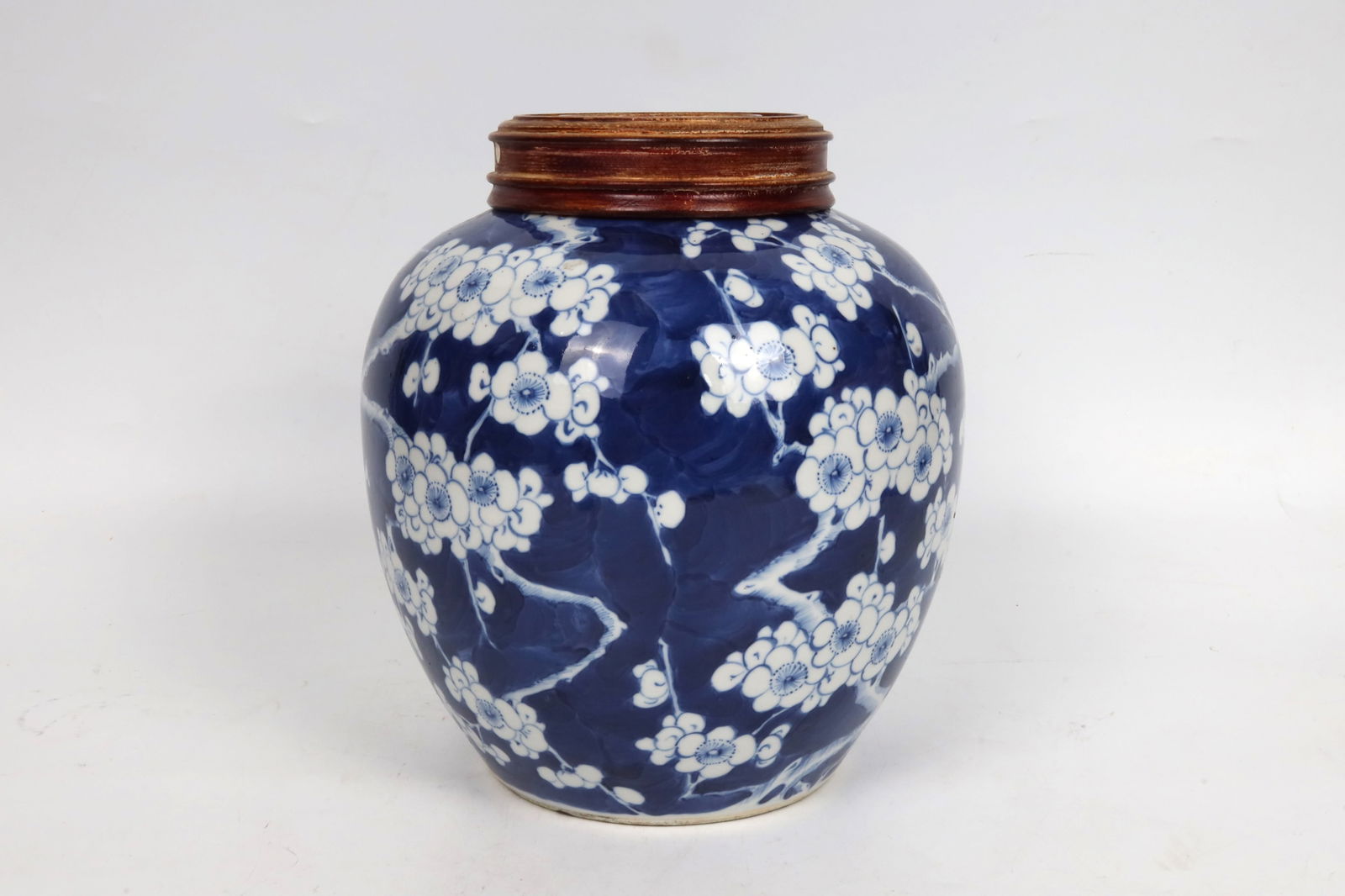 Qinghua Style Ice Crackle Head Jar China 20th Century (1 of 4)