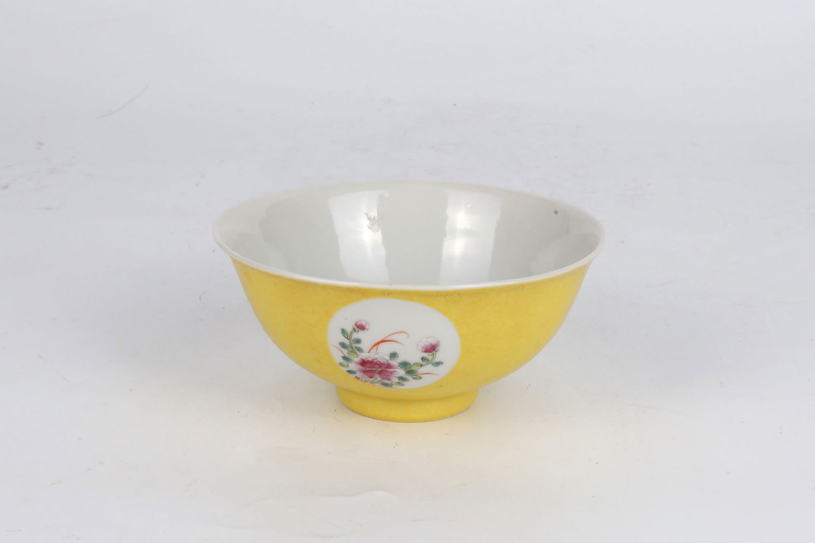 Famille Rose Floral Bowl on Yellow Ground China 19th Century: Famille Rose Floral Bowl on Yellow 
