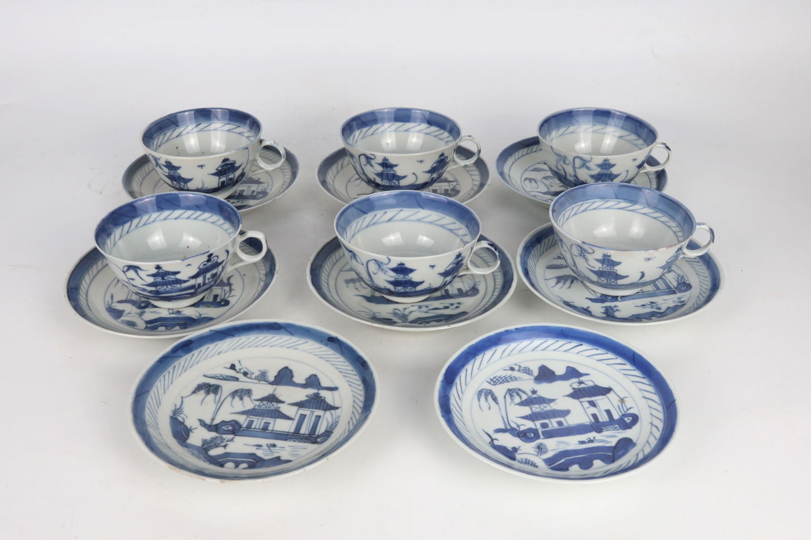Blue and White Tea Cups Group China 19th Century (1 of 10)