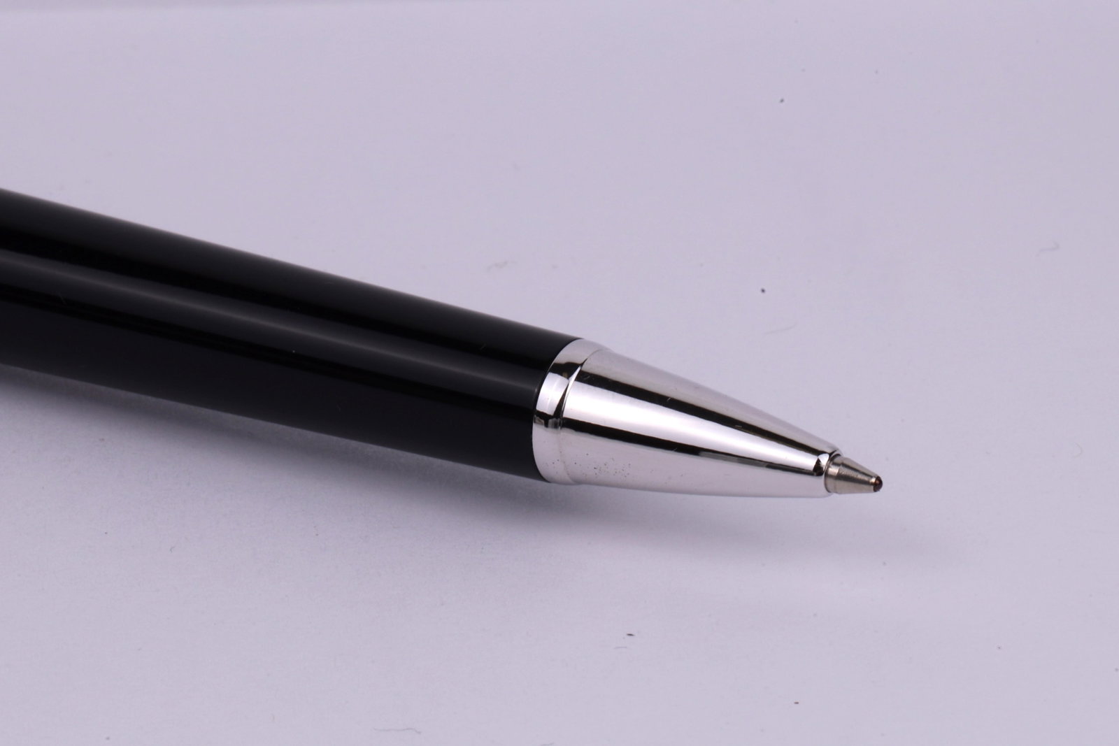 Montegrappa Parola Ballpoint Pen - 2