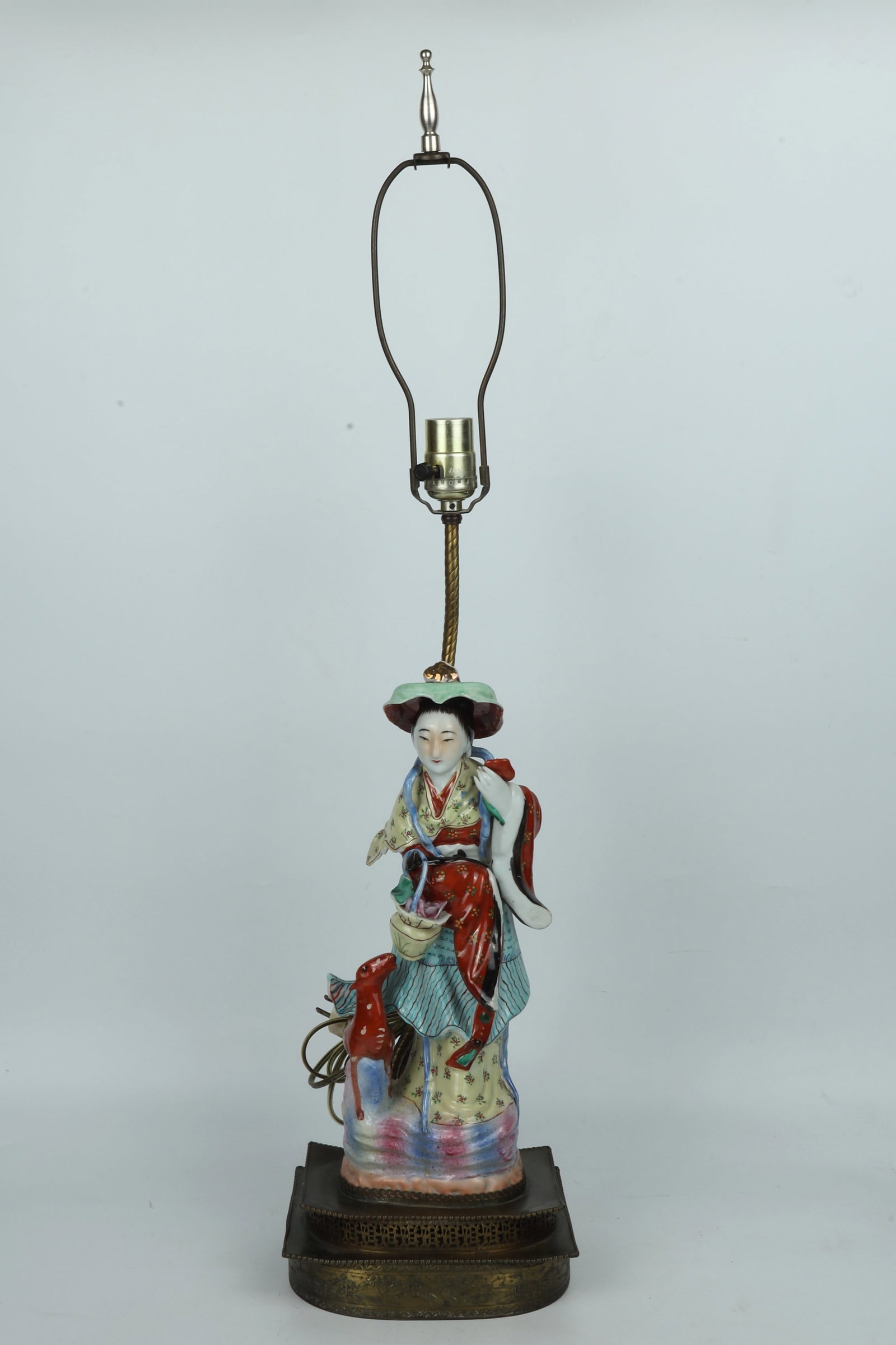 Magu Offering Longevity Table Lamp China Republic Period: Magu Offering Longevity Table Lamp China Republic Period Dimensions: overall 81.3cm H, porcelain figure 35.6cm H 民国麻姑献寿台灯一件