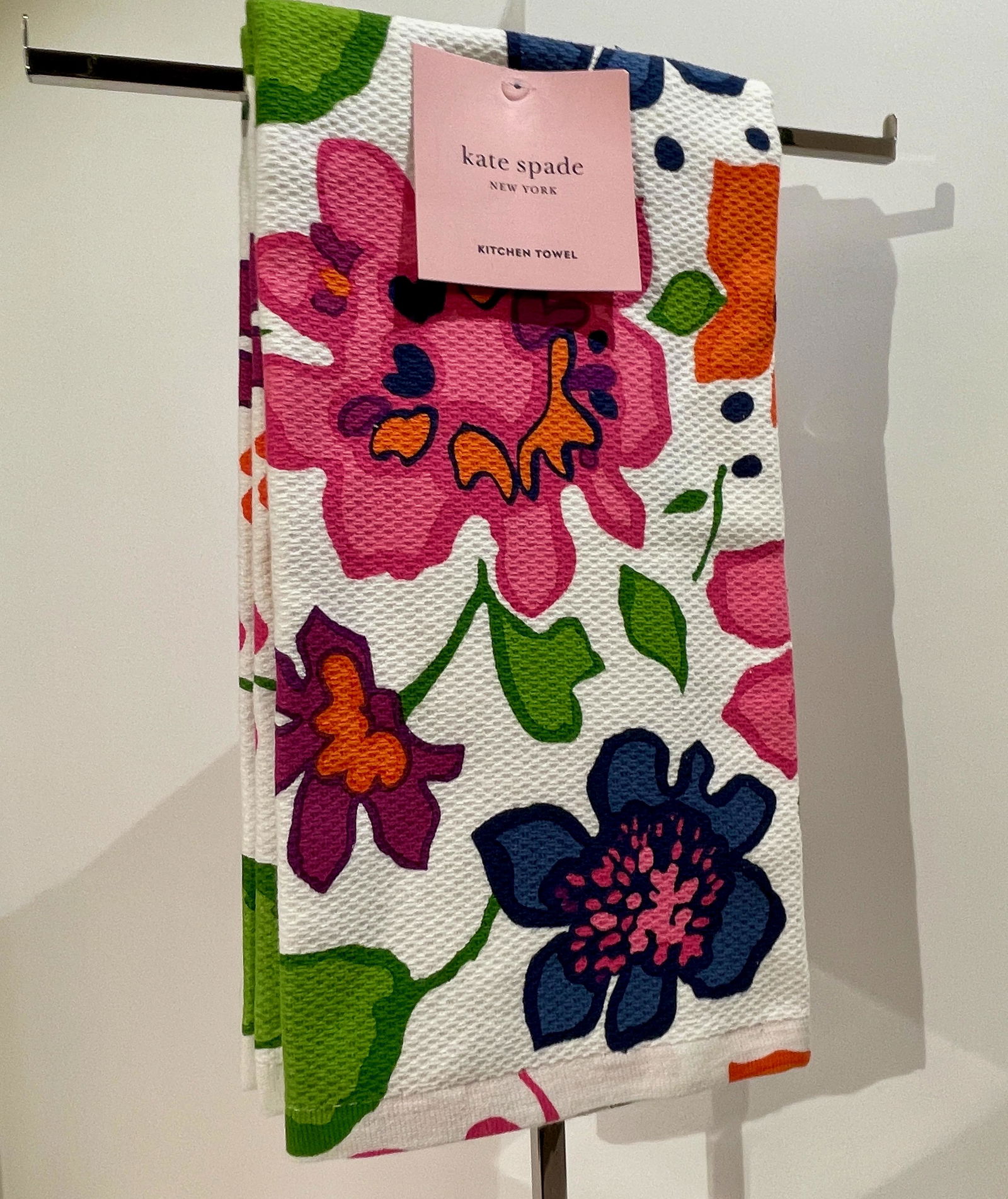 Set of 2 New Kate Spade Bright Floral Kitchen Towels (1 of 2)
