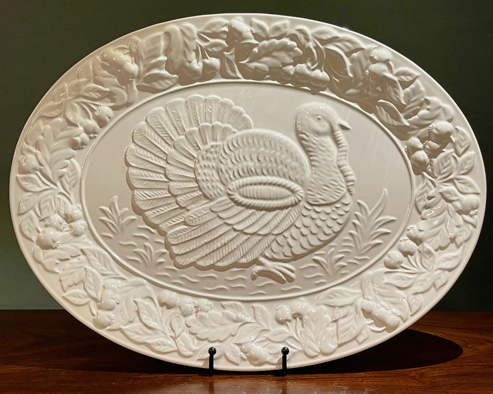 Off-White Porcelain Turkey Serving Platter, Portugal (1 of 3)