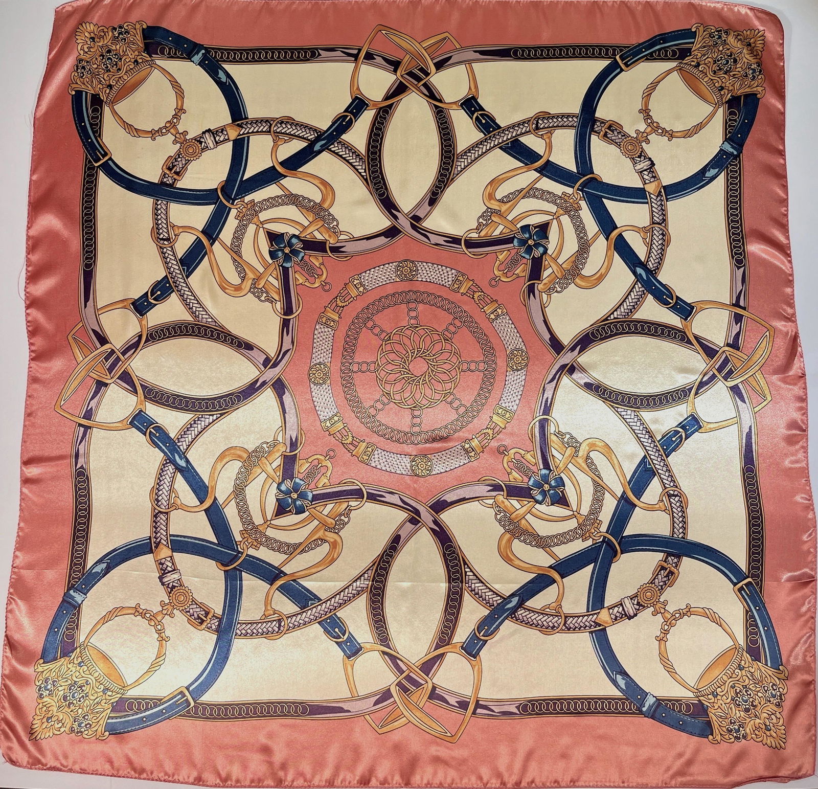 CLASSIC EPERON STYLE SCARF WITH EQUESTRIAN HORSE-BIT MOTIF (1 of 2)