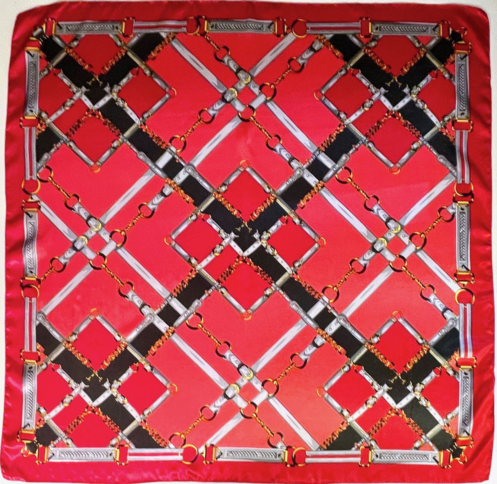 CLASSIC GEOMETRIC EQUESTRIAN STYLE SCARF WITH BELTED HORSE-BIT MOTIF (1 of 2)