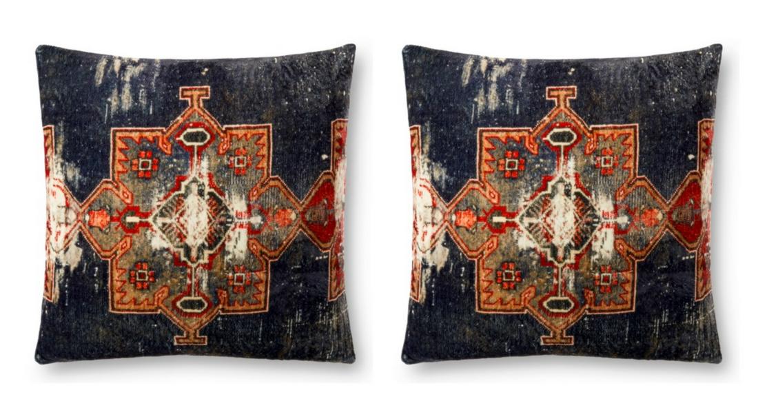 Pair of Throw Pillows with Turkish Arabesque Pattern (1 of 4)