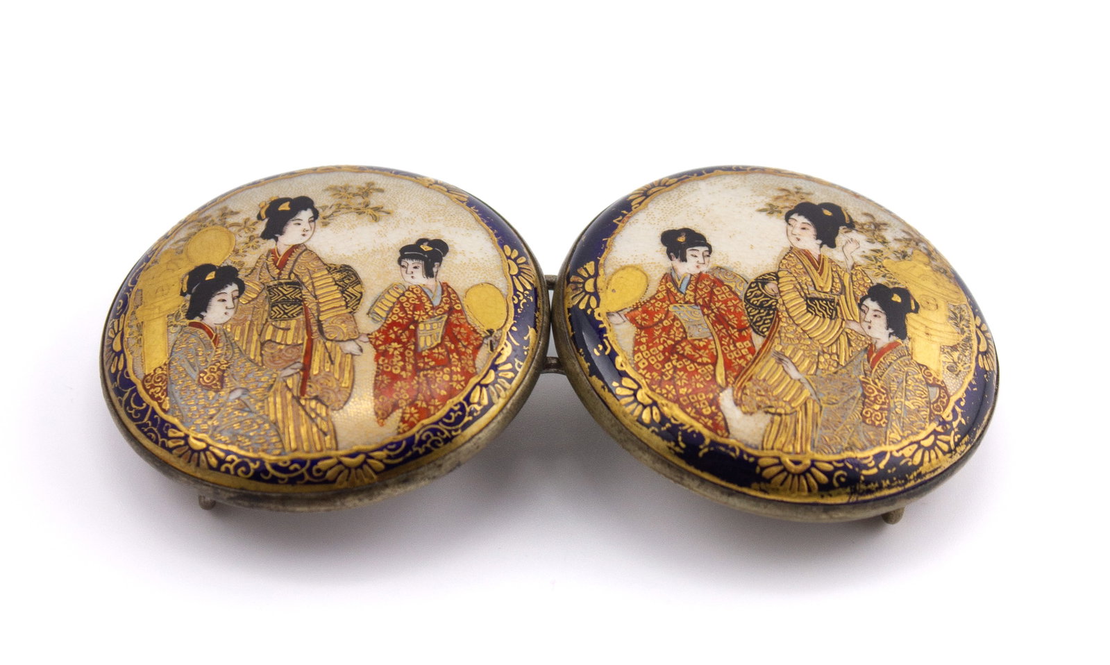 Pair of Antique Japanese Meiji Satsuma Belt Buckles: Antique belt buckles from Japan. Meiji satsuma.
