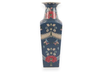 Macau Decorative Painted Vase