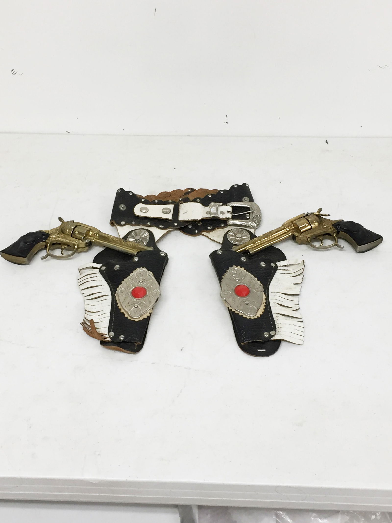 (2) Texas cap guns with holster: (2) Texas cap guns with holster