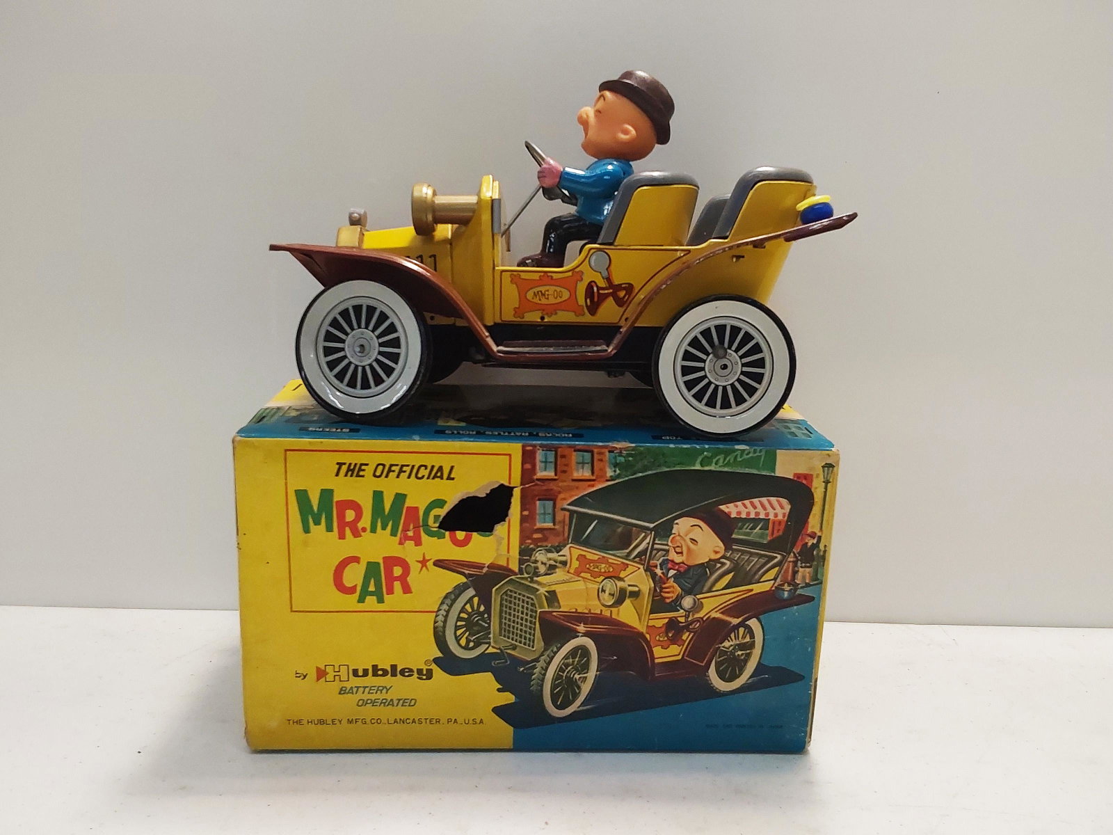 Hubley Mr. Magoo car with box: battery operated - works