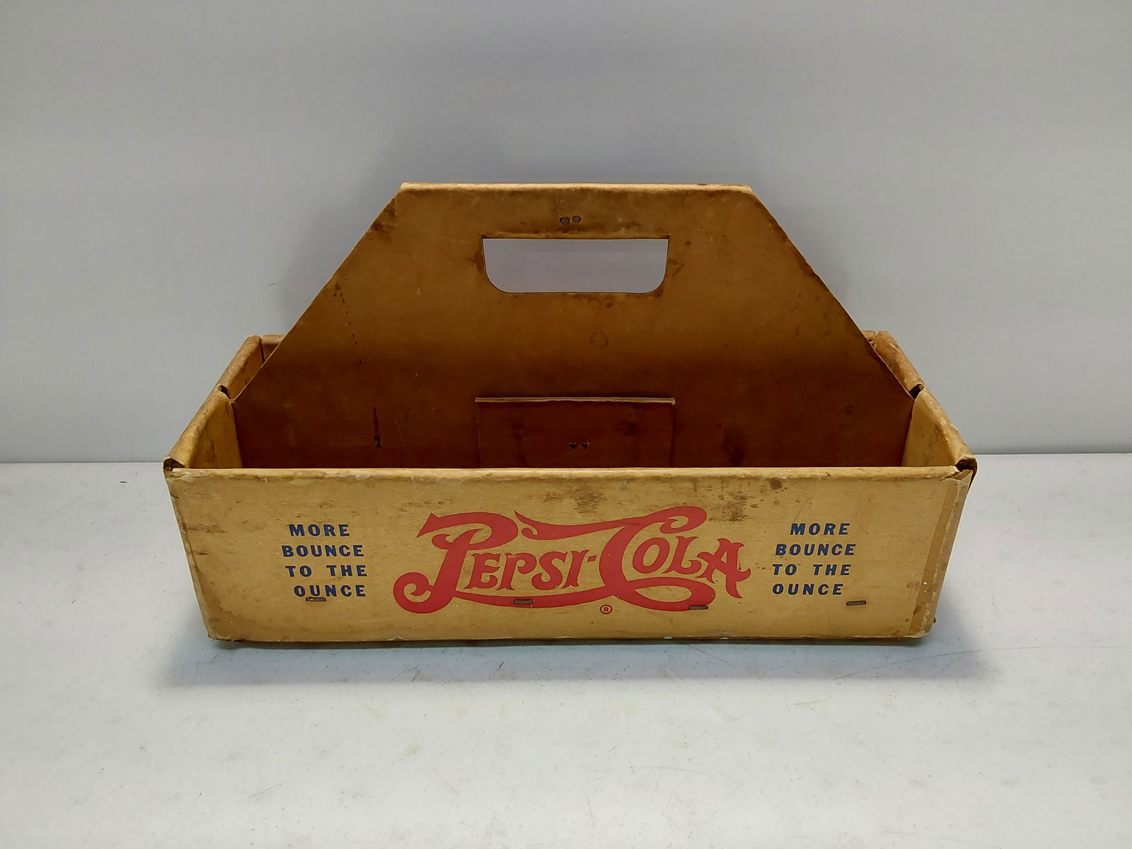 Pepsi bottle carrier (1 of 3)