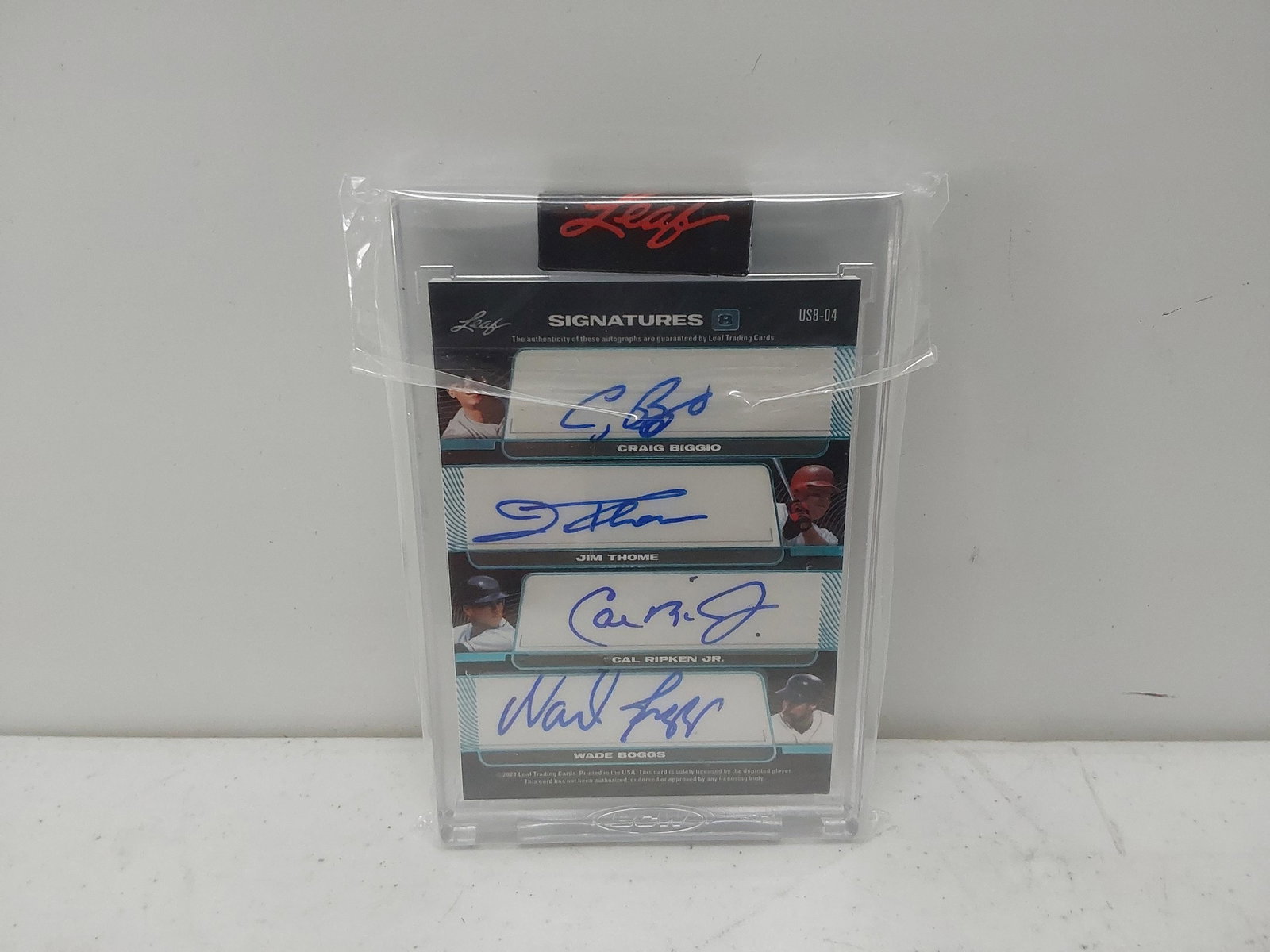 2021 Leaf Signature Card - 8 Signatures including Ken Griffey, Jr & Rickey Henderson 1/5 (1 of 2)