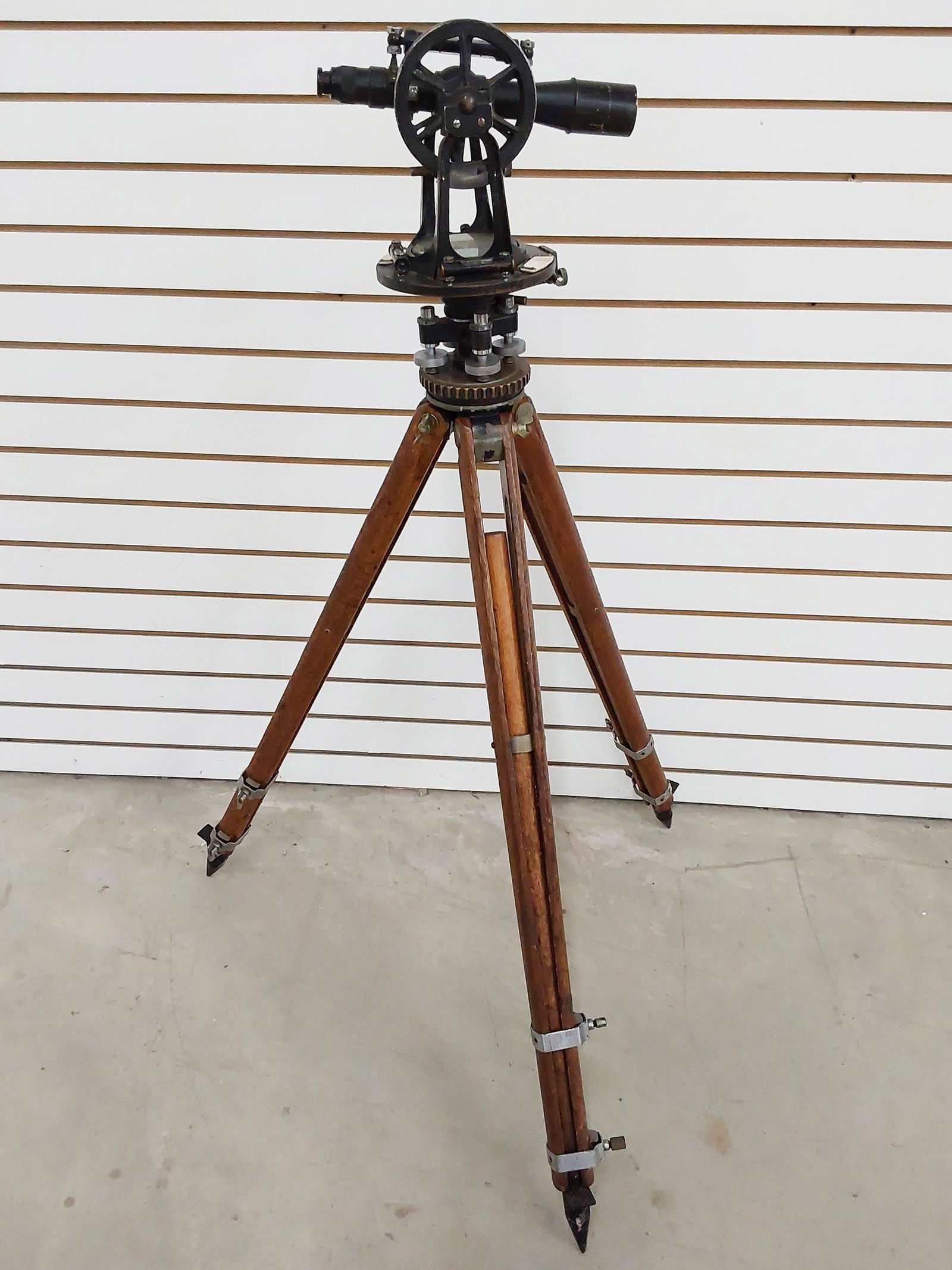 surveyor tripod transit level (1 of 3)
