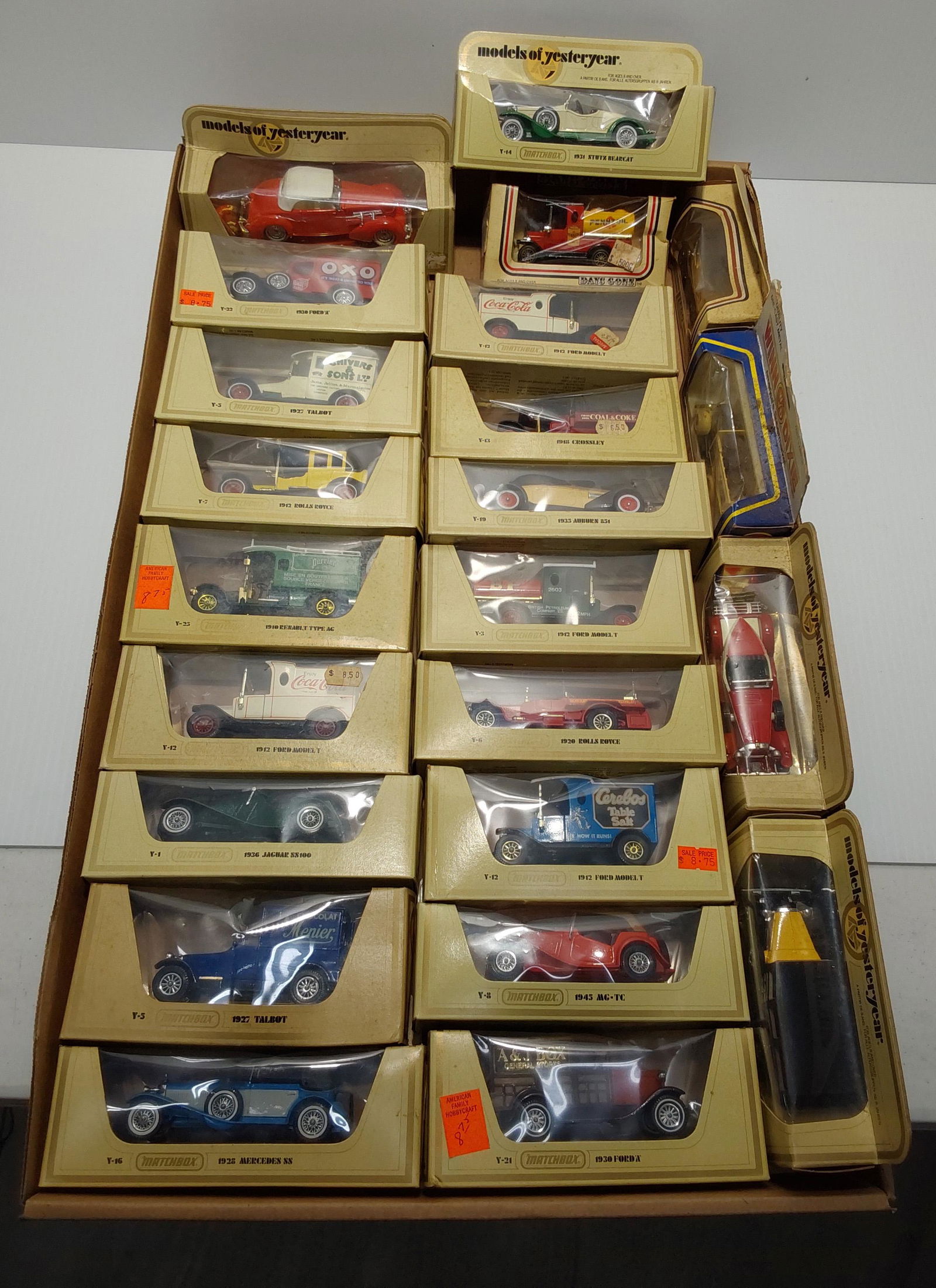 Matchbox car lot: Matchbox car lot
