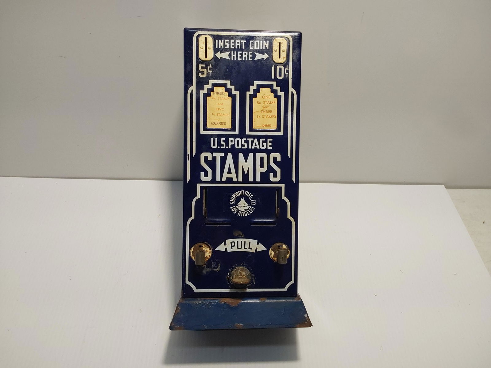 US Postage Stamp vending machine (0093) on Jan 28, 2023 Freeman