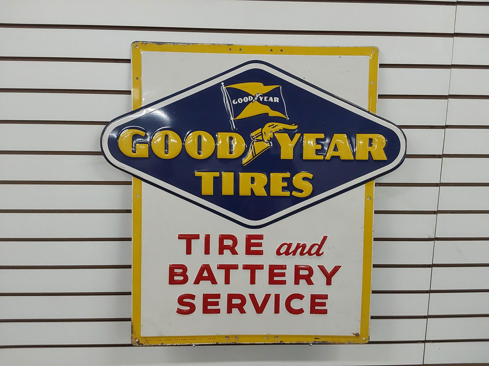 Goodyear Tire and Battery Service SST sign (0143) on Jan 28, 2023