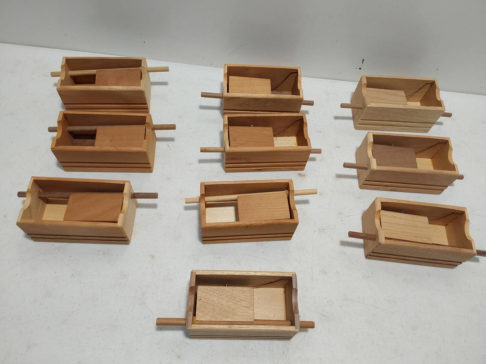 (10) Dick Burt Handmade Push Pin Turkey Calls Auction