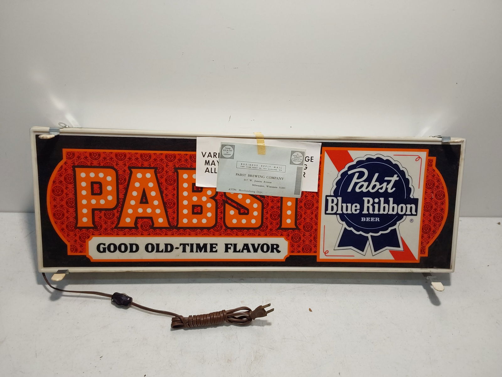 NOS Pabst lighted sign (1 of 2)