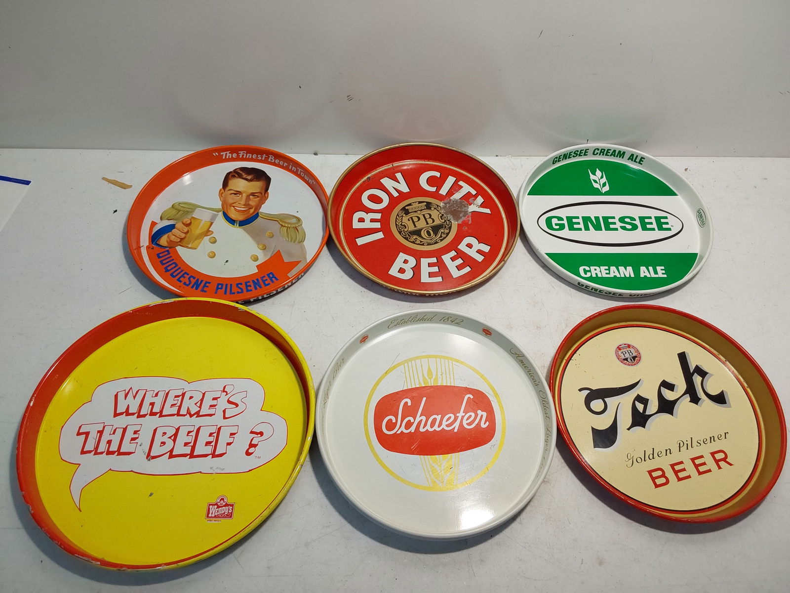 (7) miscellaneous beer trays and (1) Wendy's tray (1 of 3)