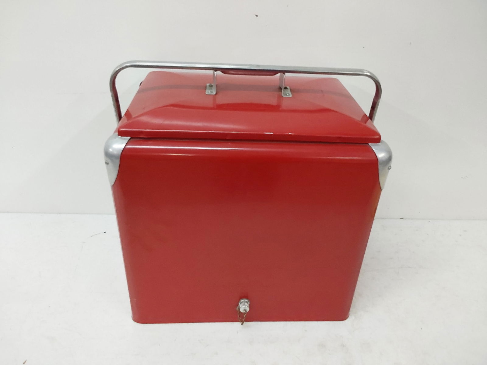 Progress Refrigerator Co. cooler (1 of 4)