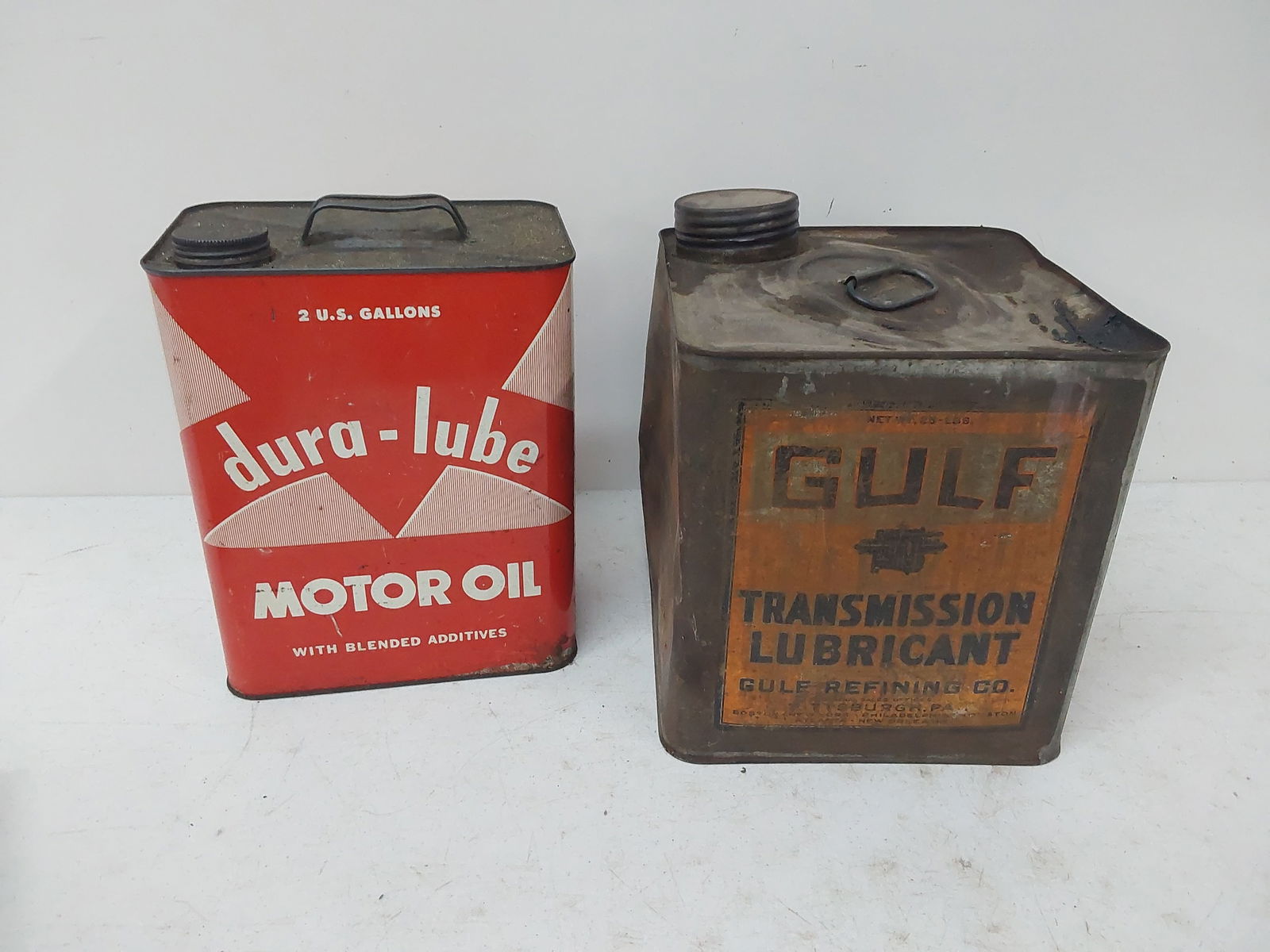 Gulf transmission can and Dura-Lube can (1 of 2)