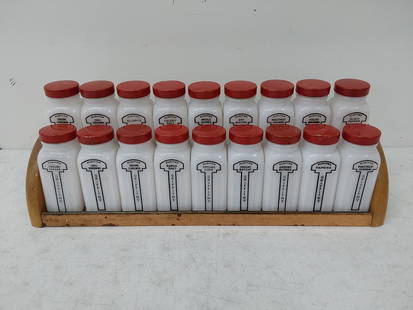 Kitchen Spice rack with original labels: 17 1/2" wide