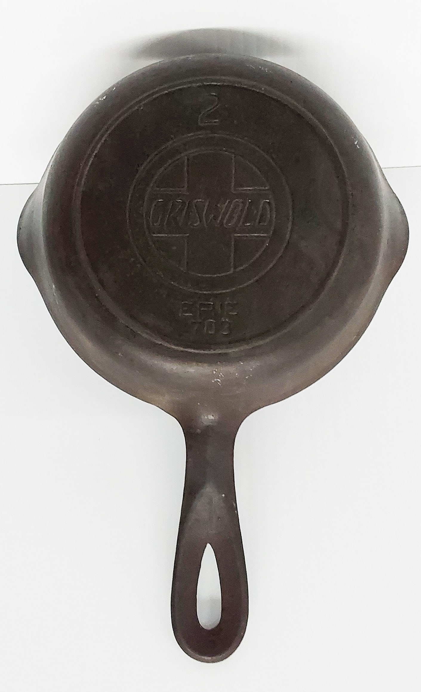 Griswold #2 skillet with large slant logo/firering (1 of 3)