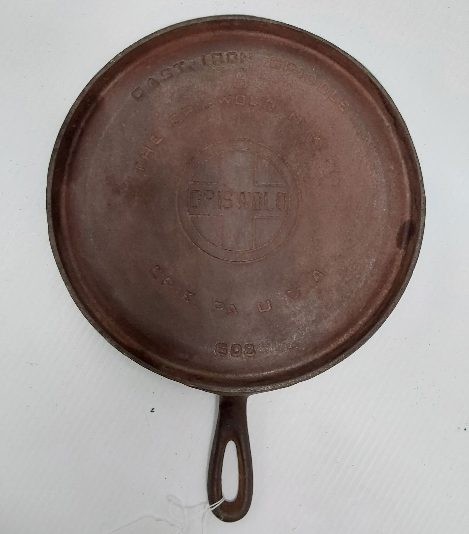 Griswold #8 griddle (1 of 2)