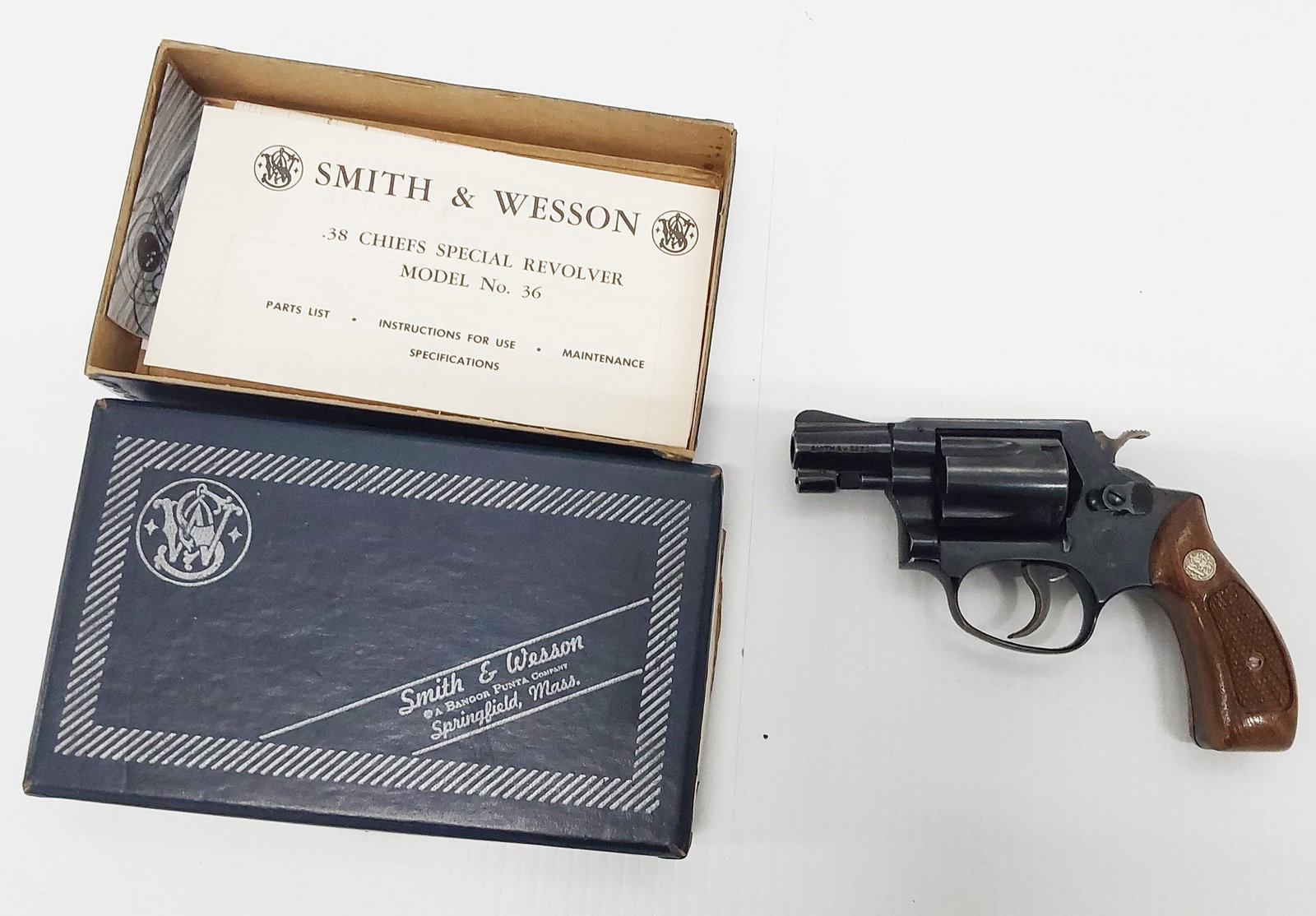 S and W .38cal Chiefs Special model 36 with box: Gun in Good condition. S/N: 7X262 Will ship to valid FFL holder ONLY.