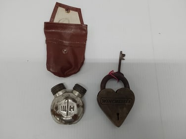 Reproduction Winchester, lock/key, unusual oil can