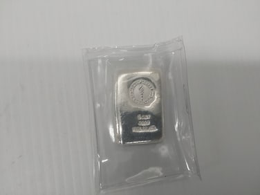 (1) 5 ozt silver bar .999