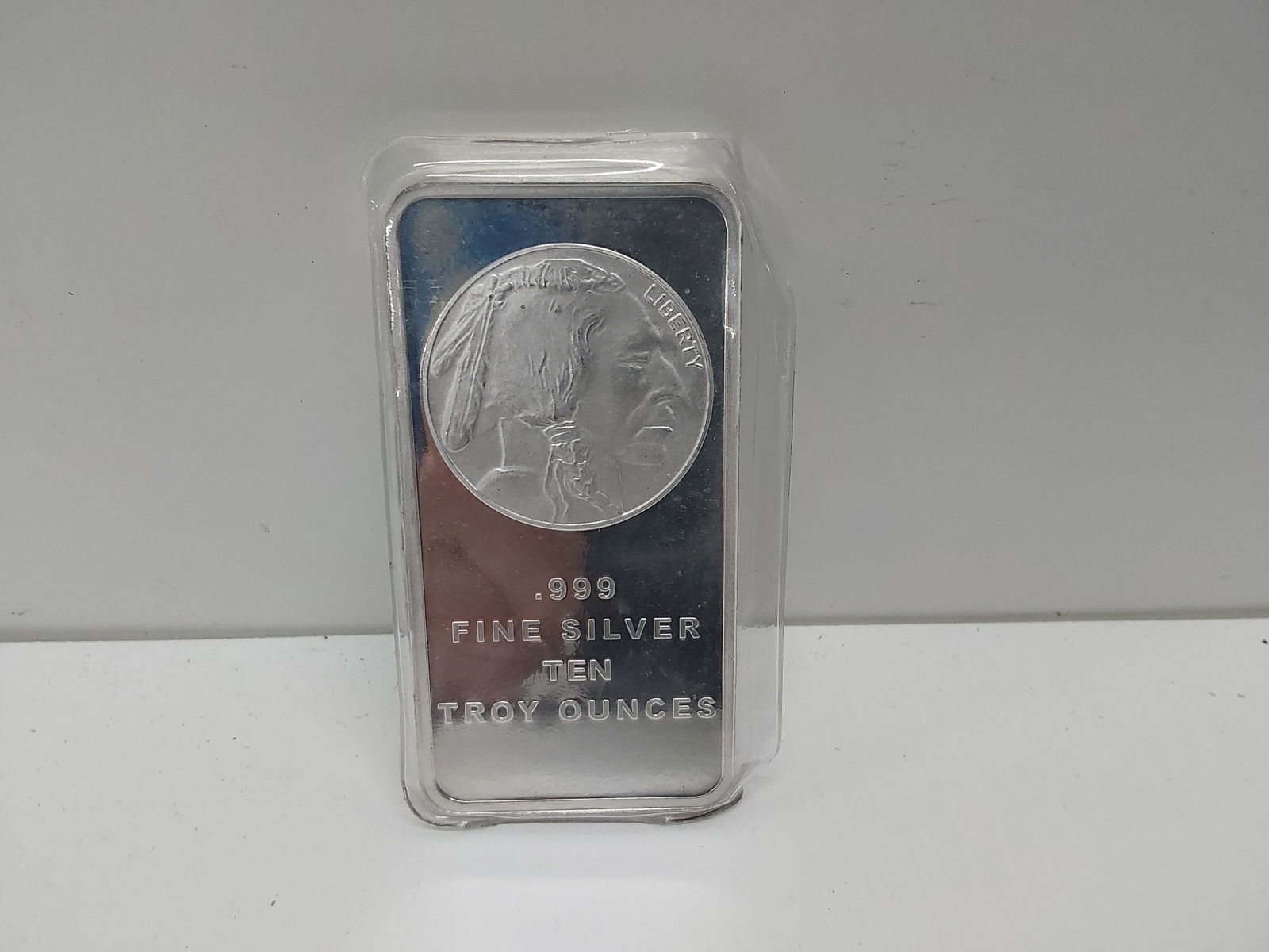 (1) 10 ozt .999 silver bar (1 of 1)
