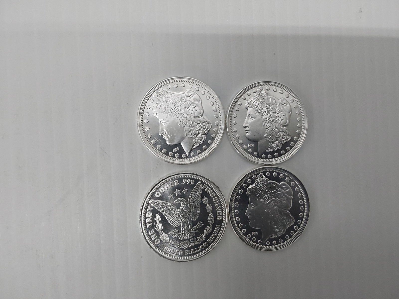(4) 1 ozt .999 silver rounds: (4) 1 ozt .999 silver rounds