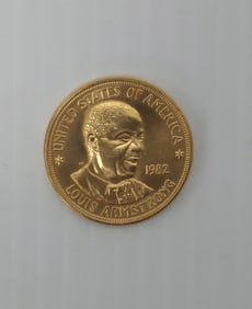 1982 US Louis Armstrong 1 oz gold coin