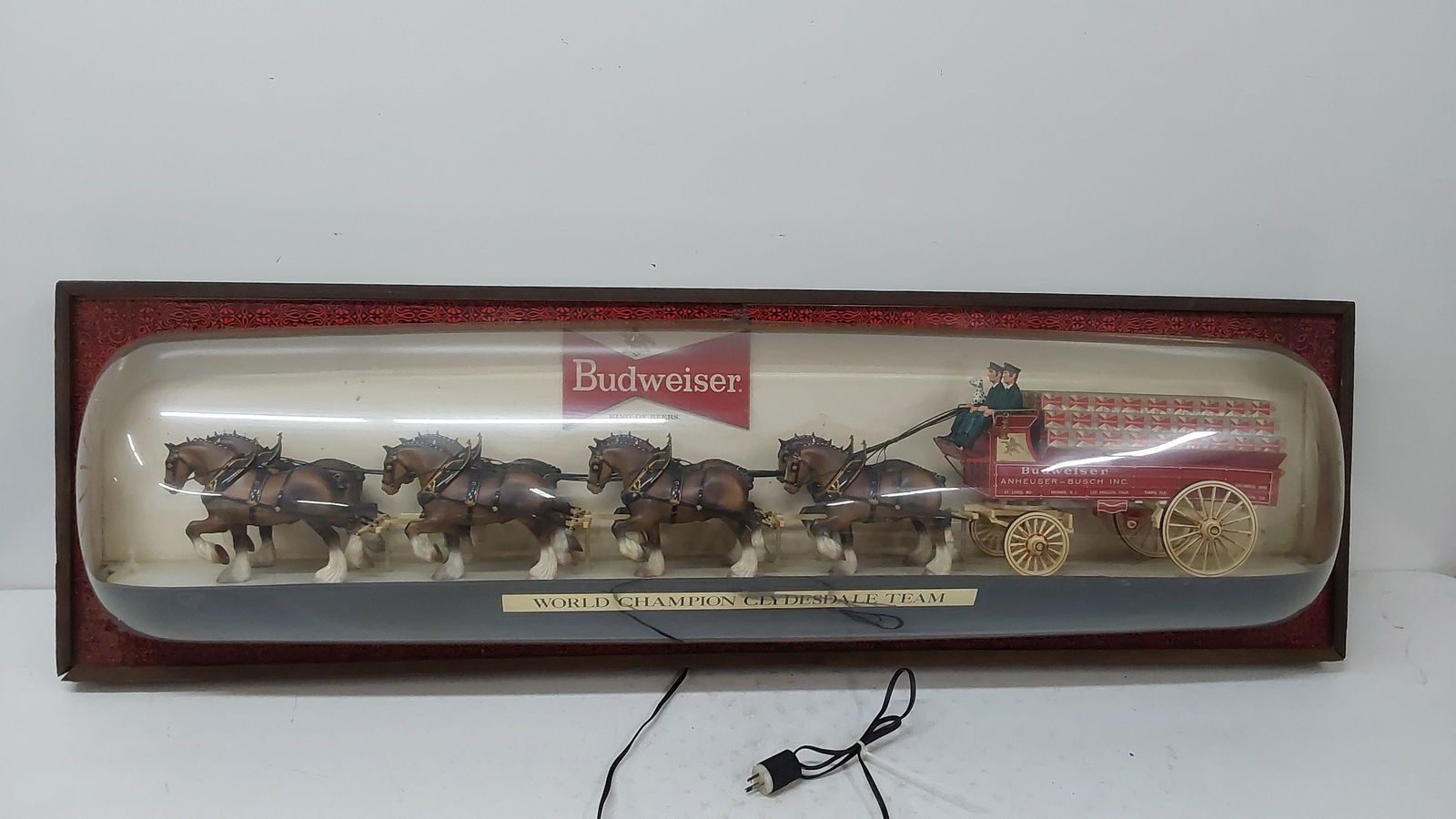 Budweiser World Champion Clydesdale lighted sign (1 of 5)