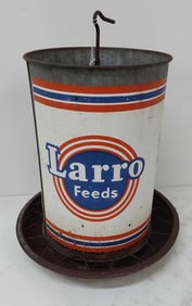 Larro Feeds chicken feeder