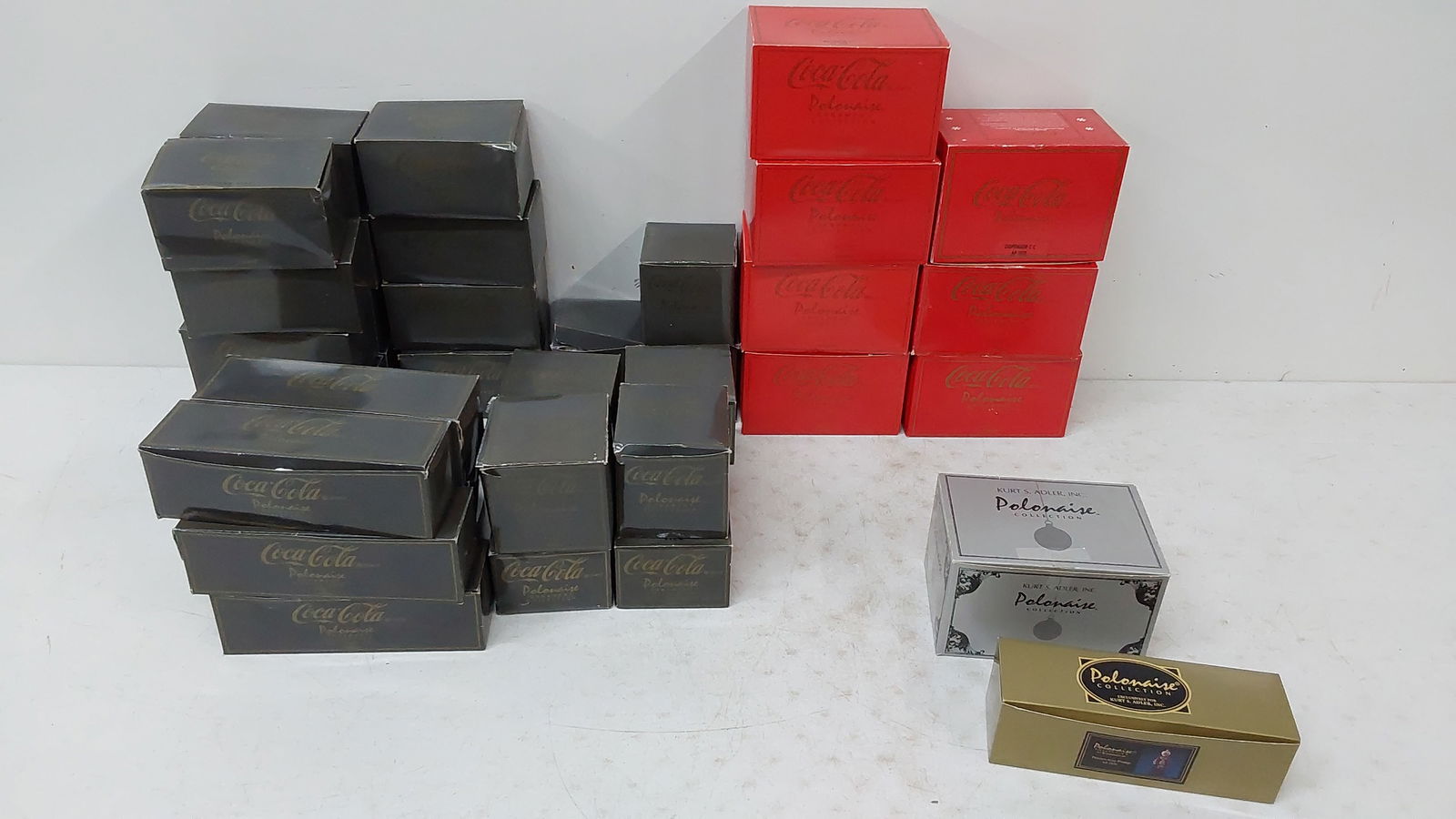 polonaise Coca-Cola Christmas ornaments (1 of 5)