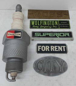flat of miscellaneous advertising collectibles
