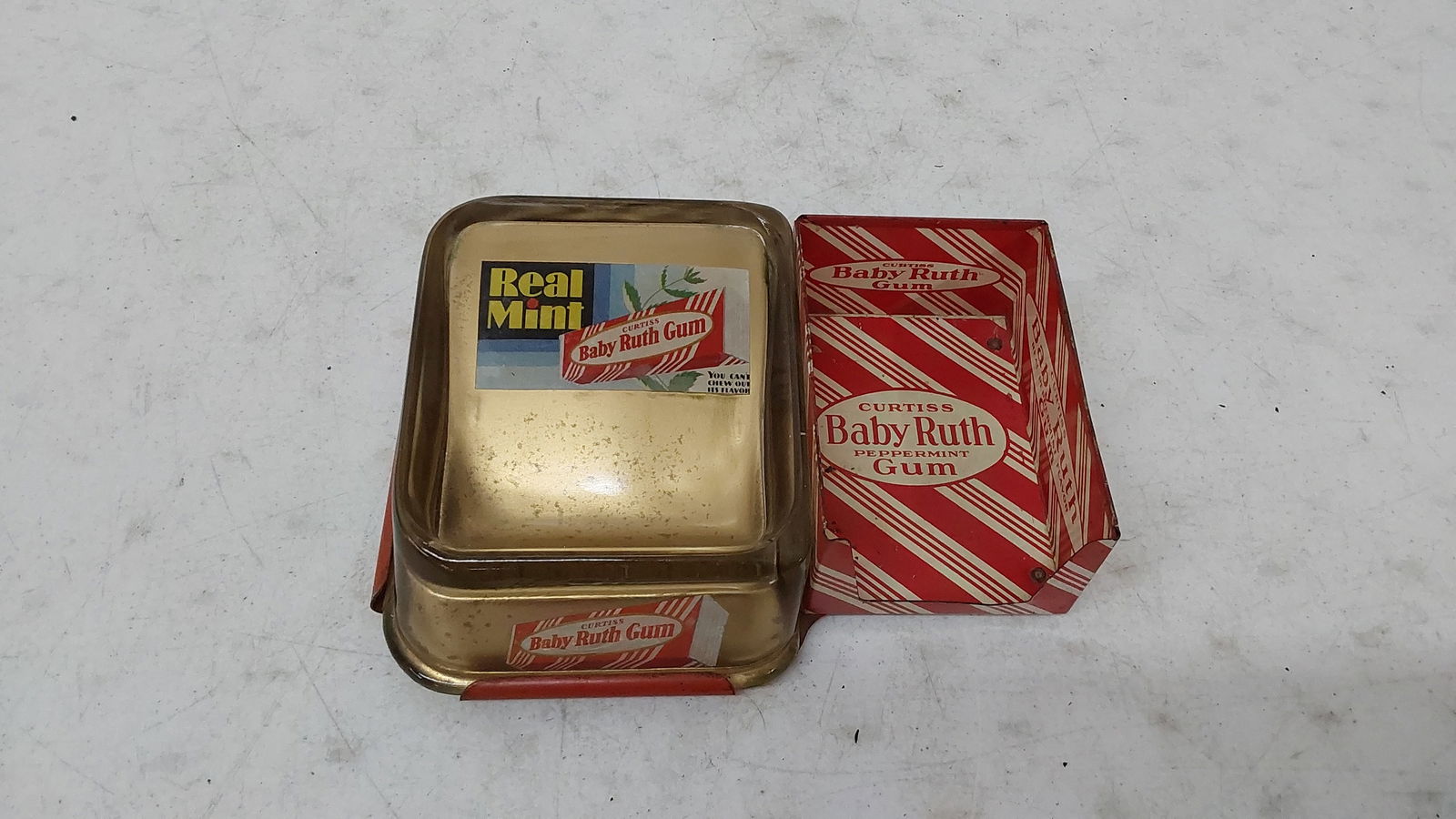 Curits's Baby Ruth Gum counter display (1 of 2)