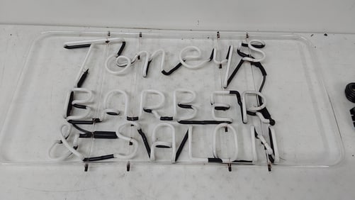 Toney's Barber and Salon neon sign