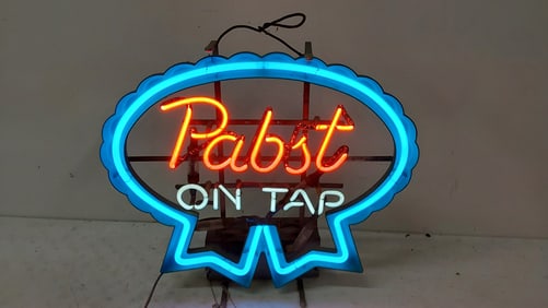 Pabst Beer neon sign