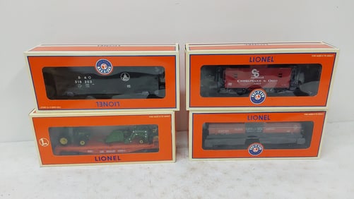 (4) Lionel train cars in boxes