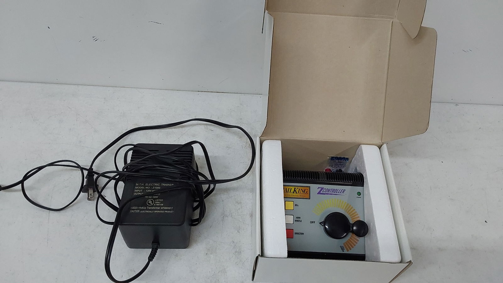 (1) MTH train controller and (1) RK Z-controller (1 of 1)