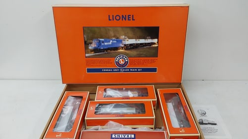 Lionel Conrail unit trailer train set