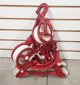 Louden Junior hay trolley