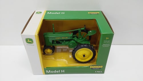 ERTL tractor model